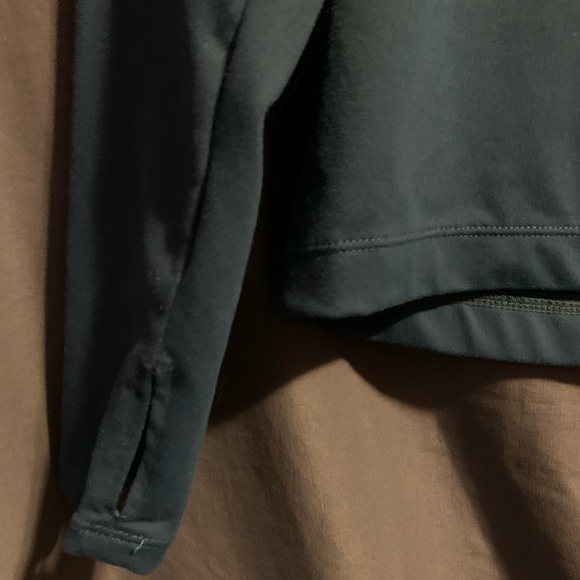 Merrel Select Wick Long Sleeve Blue Top EUC almost new with thumb holes - Picture 3 of 11